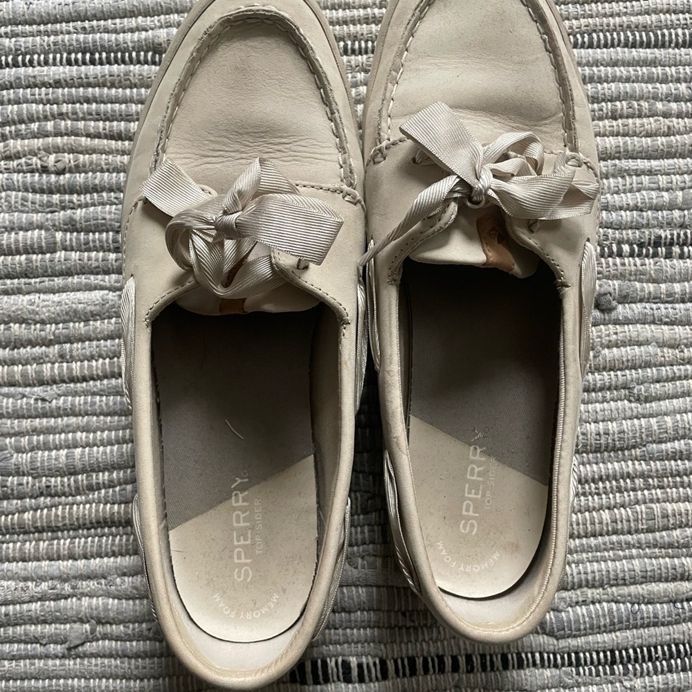 Sperry Women’s Cream Leather Ribbon-Detail Boat Shoes